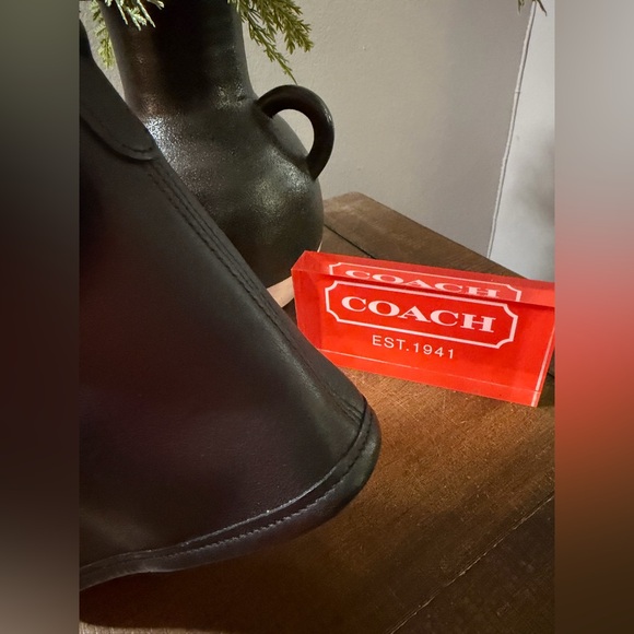 Coach Vintage Tango Crossbody Bag - Picture 6 of 11